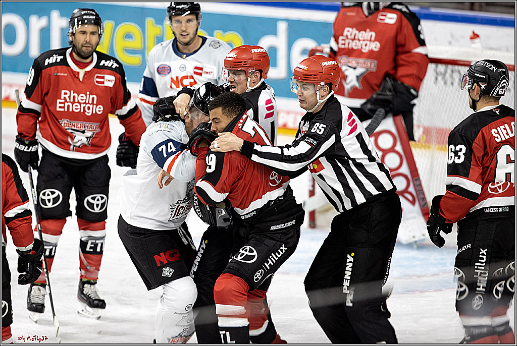 PENNY DEL;  Koelner Haie - Nuernberg Ice Tiger; Koeln, 21.09.2021